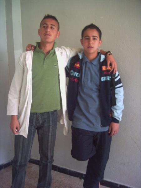 tjrs walid et moi dans la classe